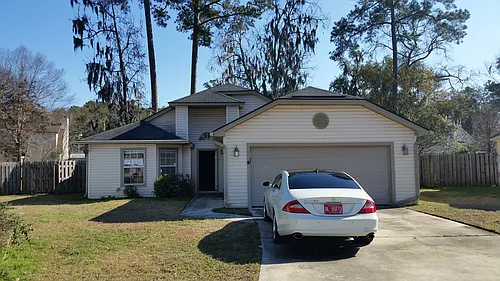 8 Saint Ives Ct Photo 1