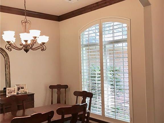 5th image of 2525 W Mission Springs Dr