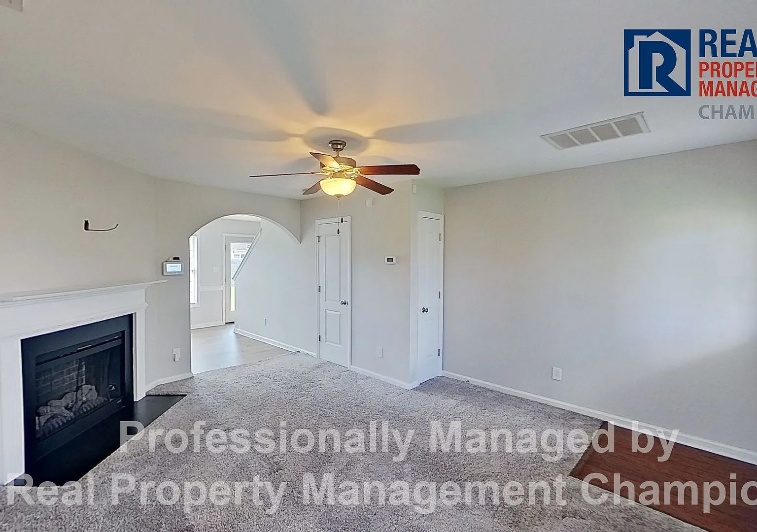 Charming 3 BD/2.5 BA Home with Attached Garage and Fenced Back Yard — Photo 3