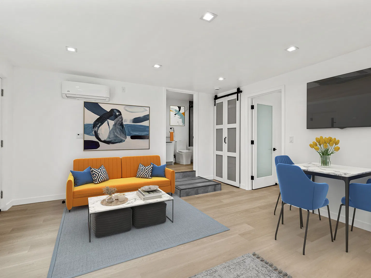 Frogtown, Atwater Village | Loft Style One Bedroom with Washer & Dryer — Photo 2