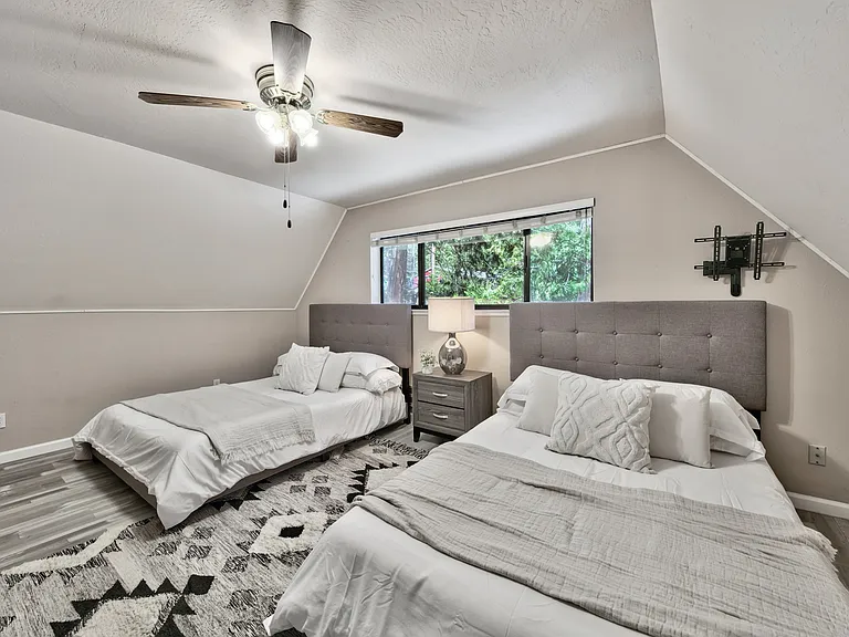 1320 Squaw Rock Trl — Photo 17