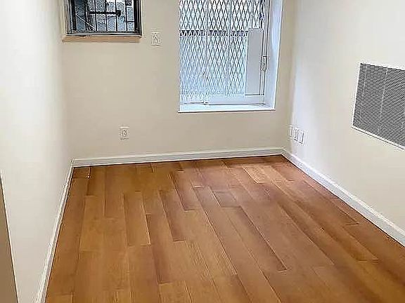 5th image of 226 W 25th St #Bf