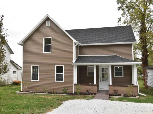 211 N Chestnut St, Earl Park, IN 47942