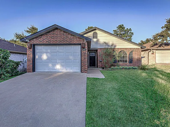 1916 McArthur Avenue, Kingsland, TX 78639