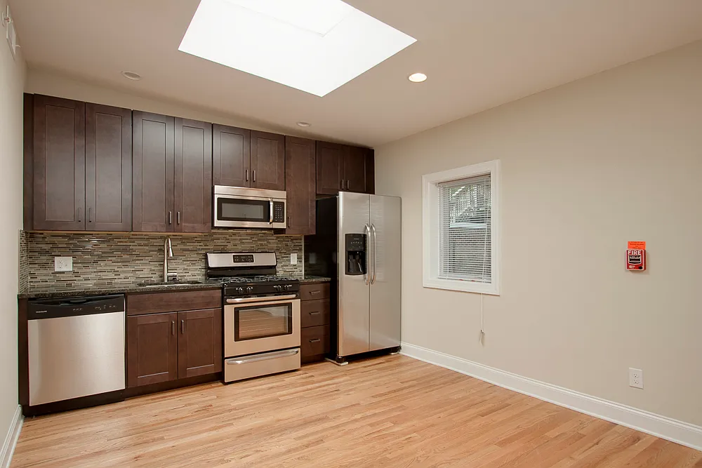 1613 Spruce St APT 1F photo 1