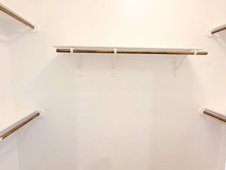 7507 Park Mdw — Photo 13