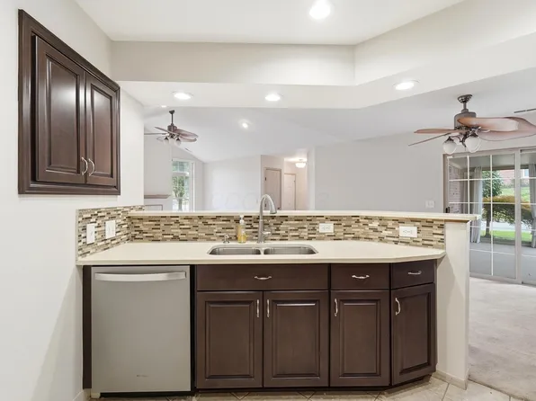 3204 Pine Manor Blvd, Grove City, OH 43123