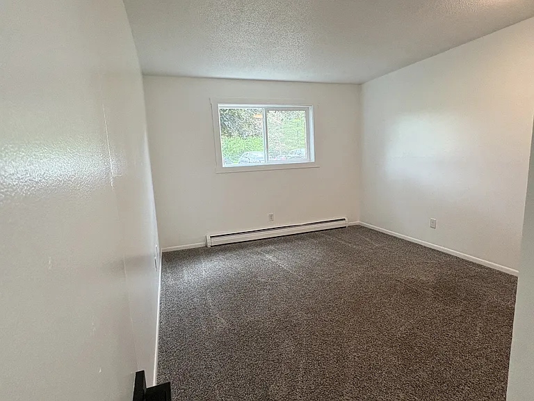 595 Wagner Dr #7 — Photo 12