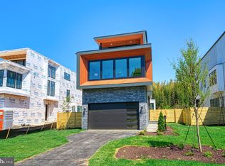 1201 Buchanan St, Mc Lean, VA 22101