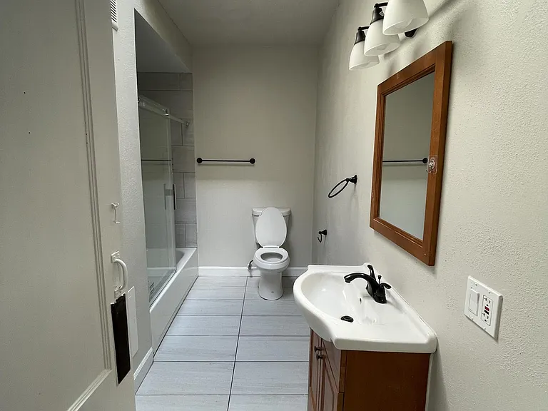 3242 N Pulaski Rd #1 — Photo 7