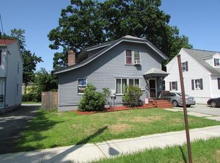 52 Redlands St, Springfield, MA 01104