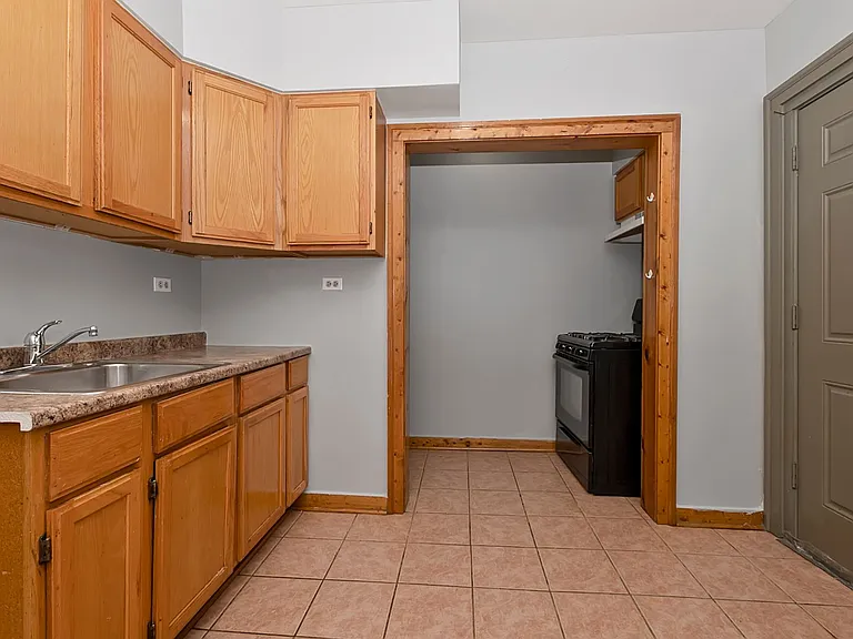 6101-03 S Whipple St #3015-19 — Photo 5