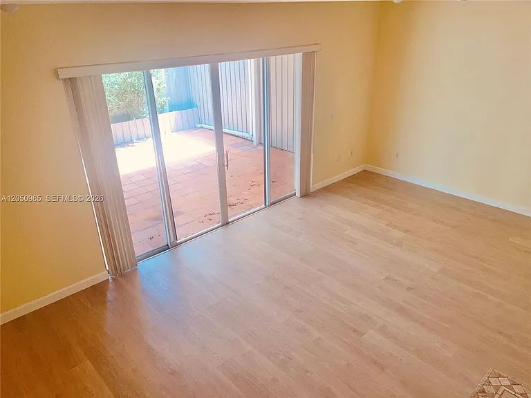 6853 SW 89th Ter — Photo 14