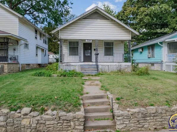 719 SW Jewell Ave, Topeka, KS 66606