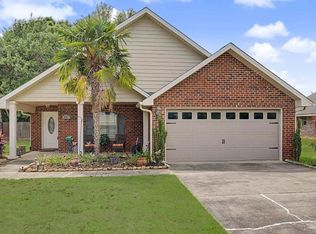 5461 Tucker Cir, Pace, FL 32571