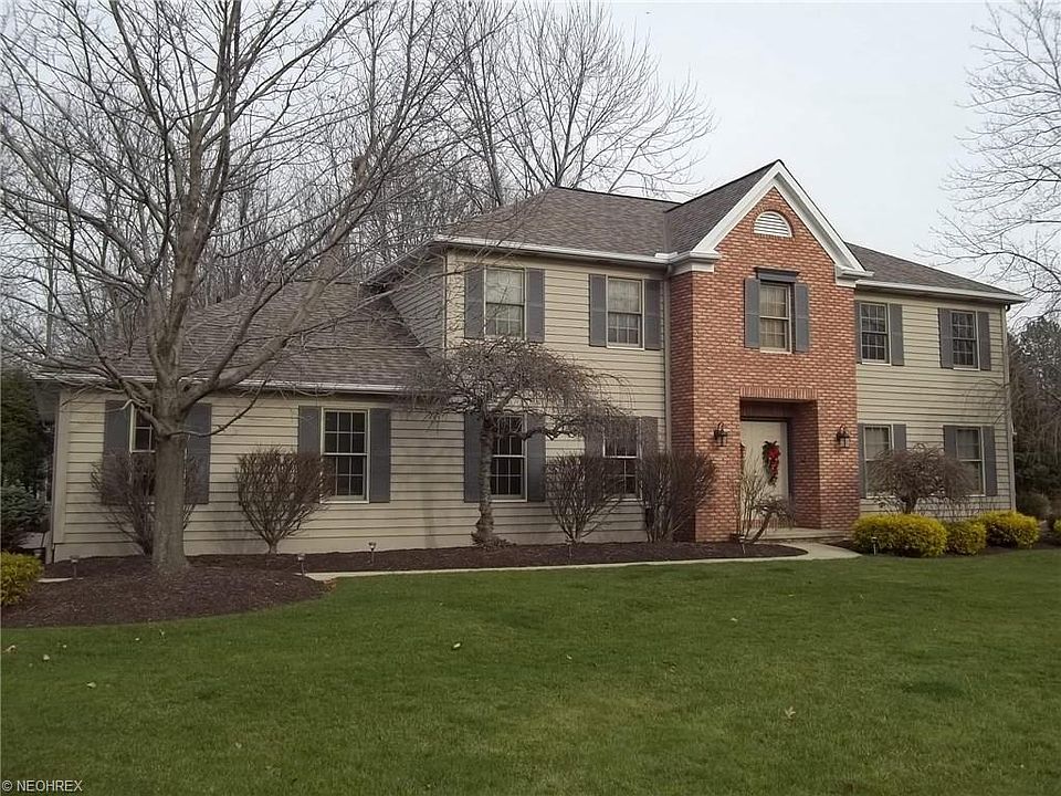 1st image of 16476 Currier Dr