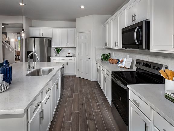 Residence 5 Gallery - NEW - kitchen 2