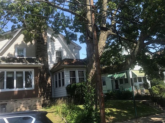 3rd image of 943 Bullock Ave