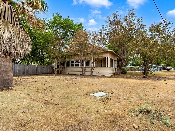3rd image of 403 N Fm 1660