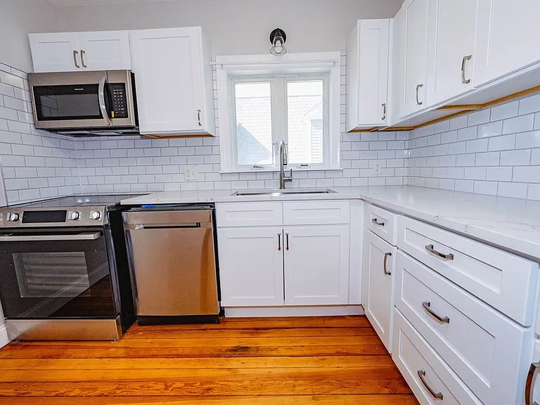87 Independence Ave #2 — Photo 2