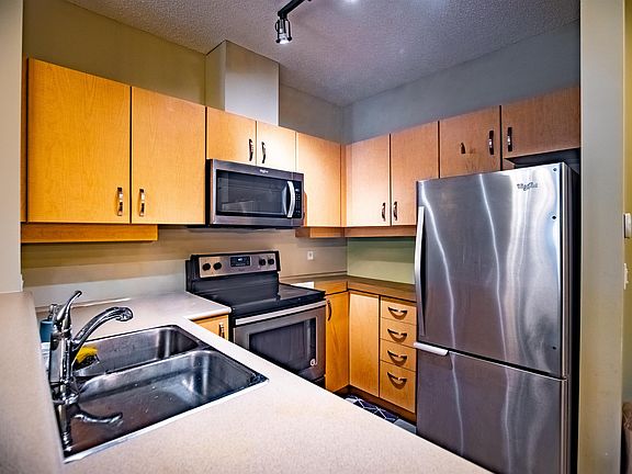 5th image of 10838 City Pkwy #124