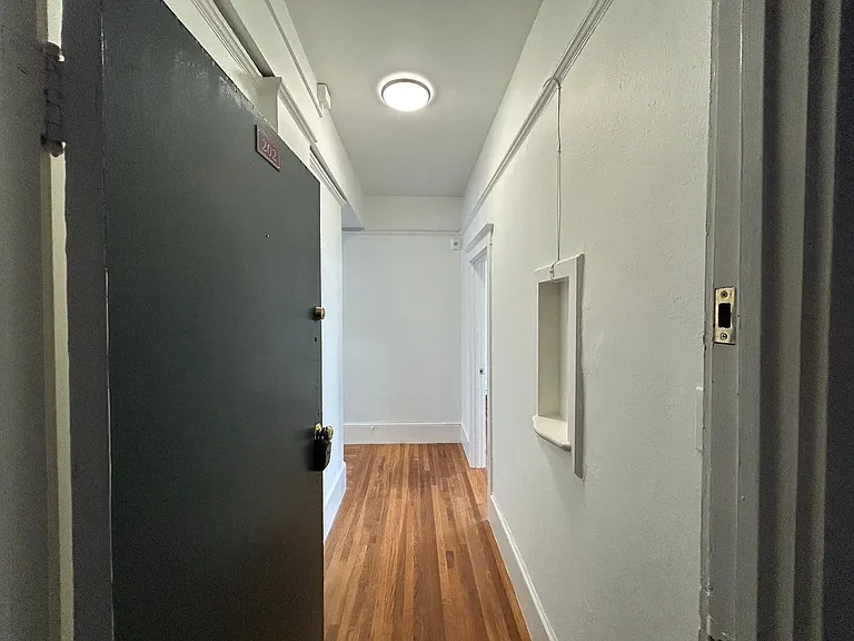 737 Bush Street (1371rc) — Photo 2