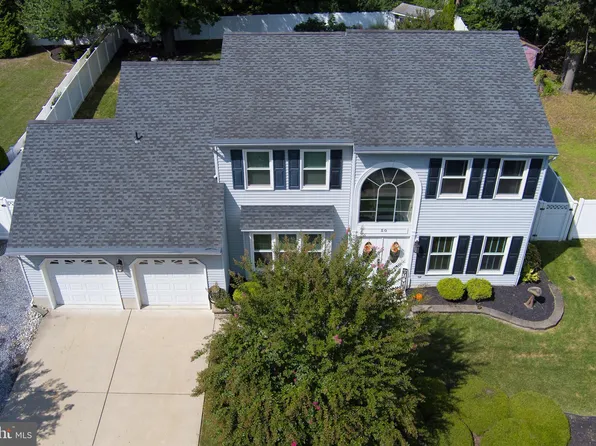 50 Autumn Ridge Dr, Glassboro, NJ 08028