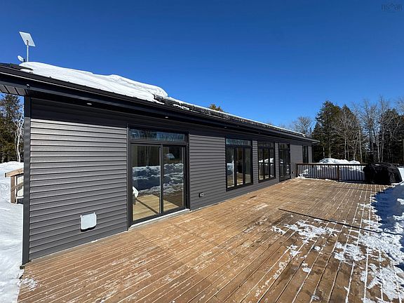 4th image of 365 Rockfield Rd