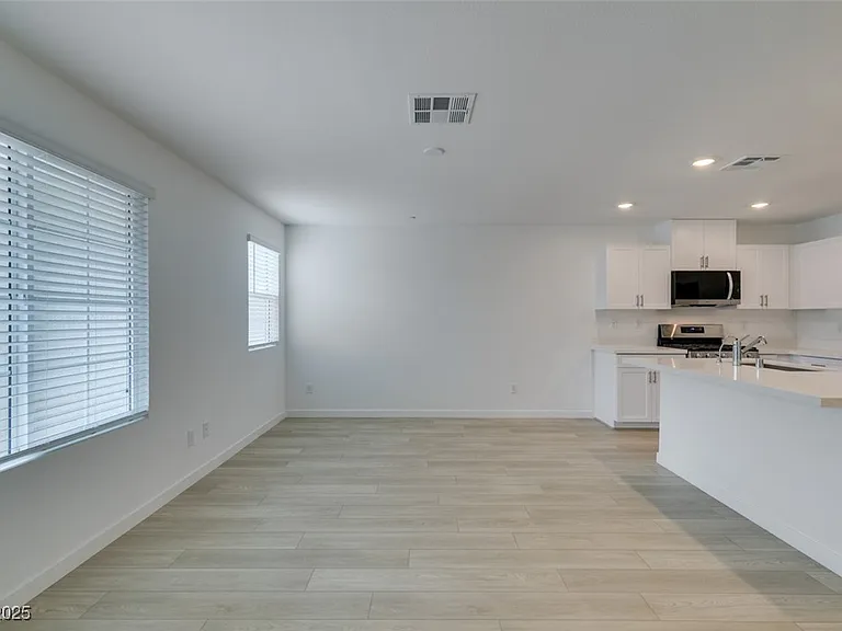 945 Jigglypuff Pl — Photo 11