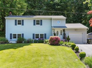 20 Old Town Rd, Monroe, NY 10950