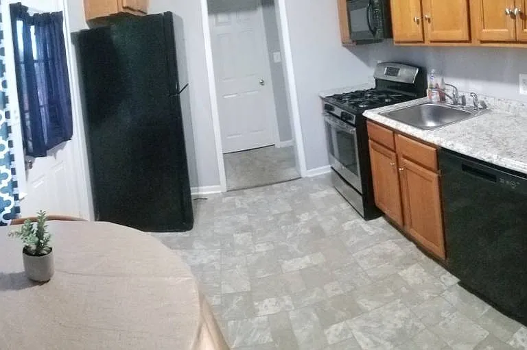 66 Swan St #1 — Photo 2