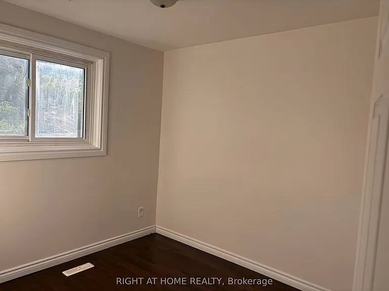 172 Patterson St — Photo 6