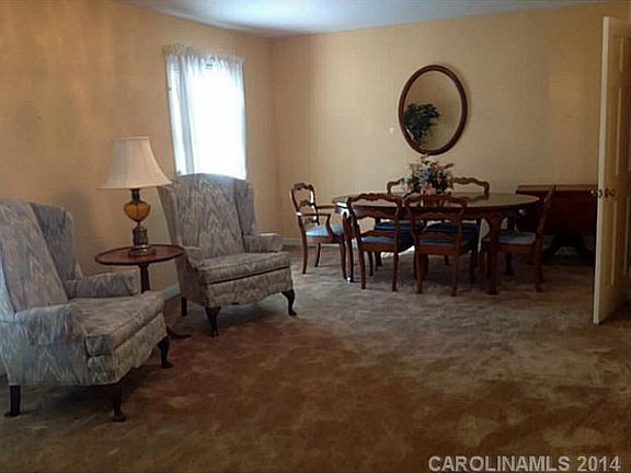 5th image of 205 Laura Springs Dr
