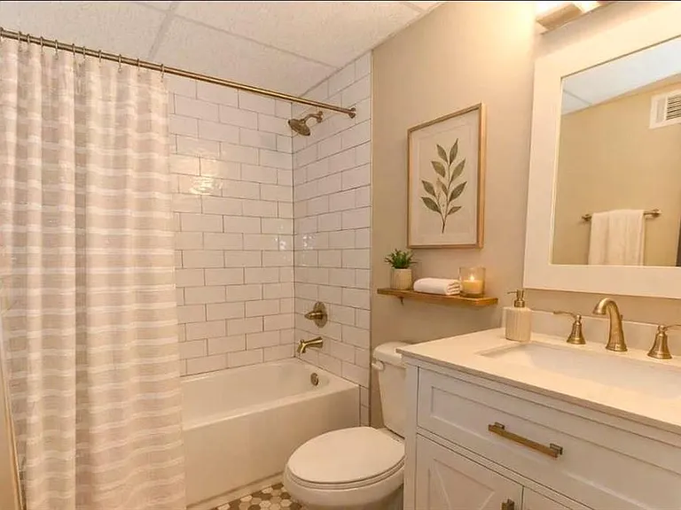 3406 Salem East Dr SE — Photo 5