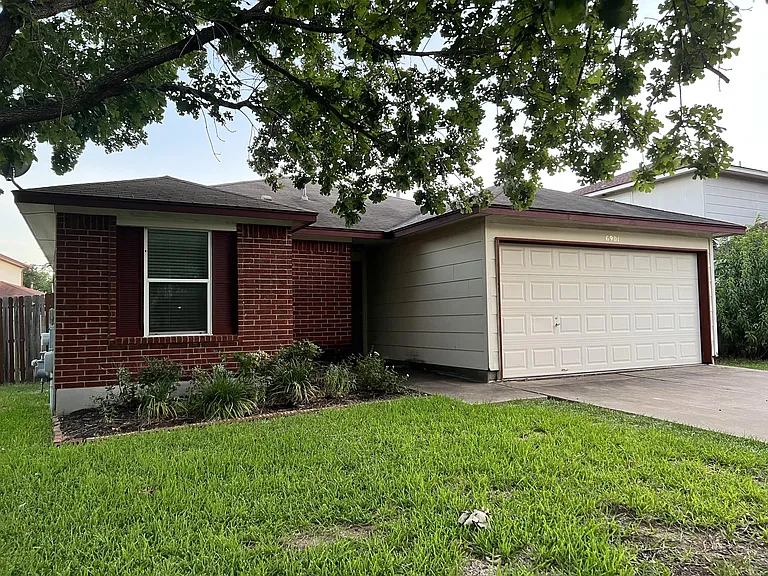 6901 Broad Brook Dr — Photo 1