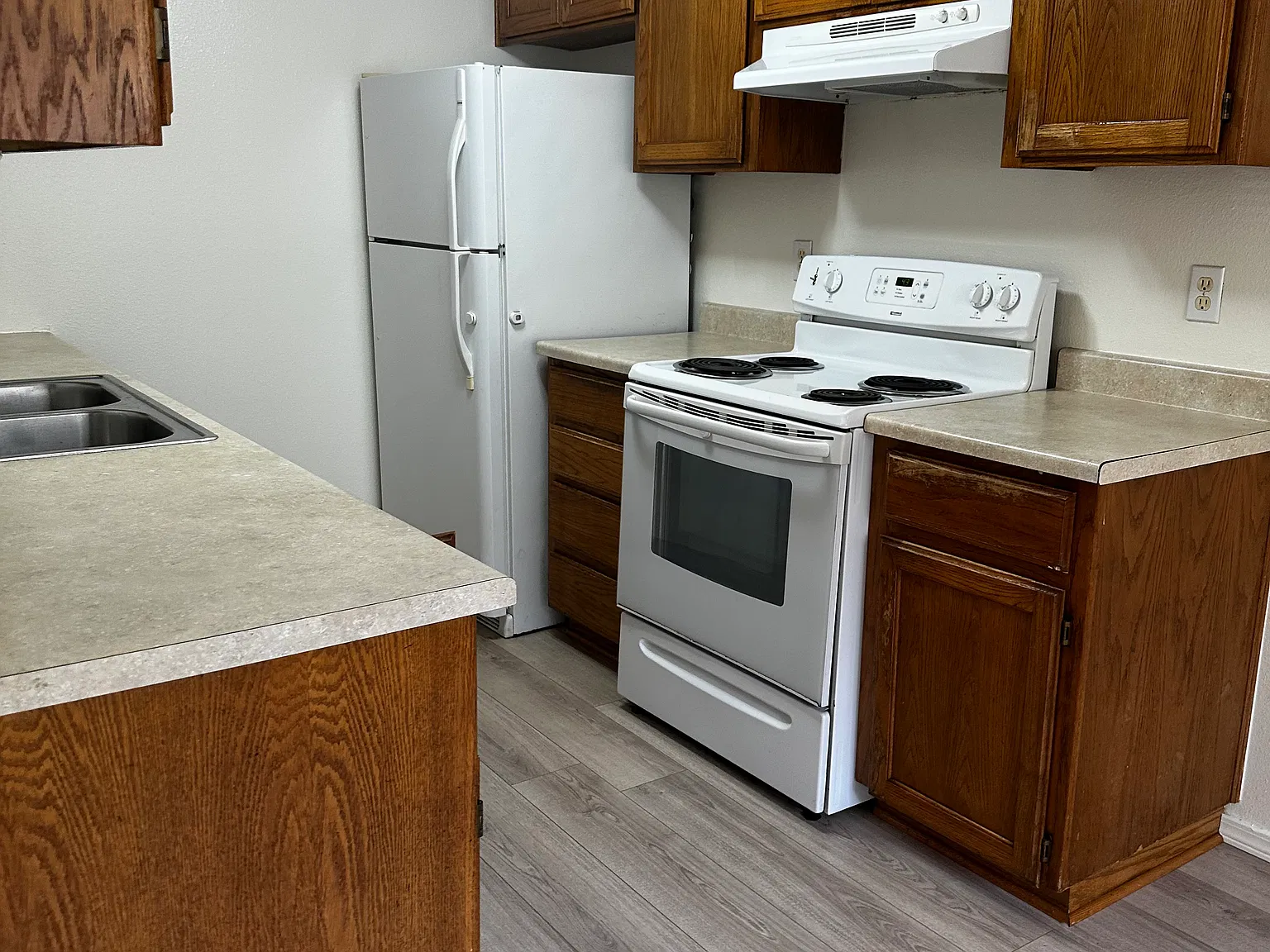 2 bed, 1.5 bath, 1100 sqft, $1,675 — Photo 4