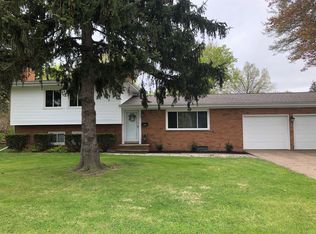 2516 Merriweather Rd, Sandusky, OH 44870