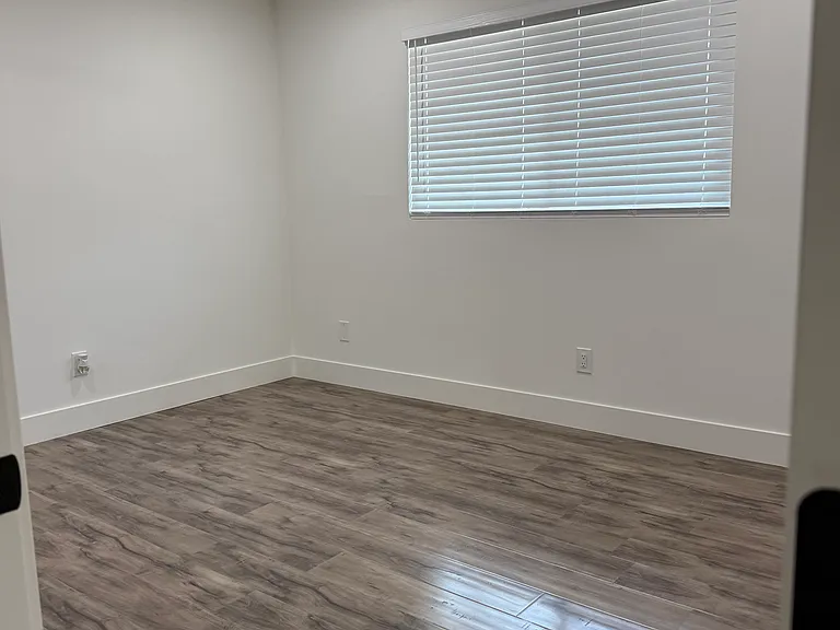 14887 Ash Dr — Photo 14