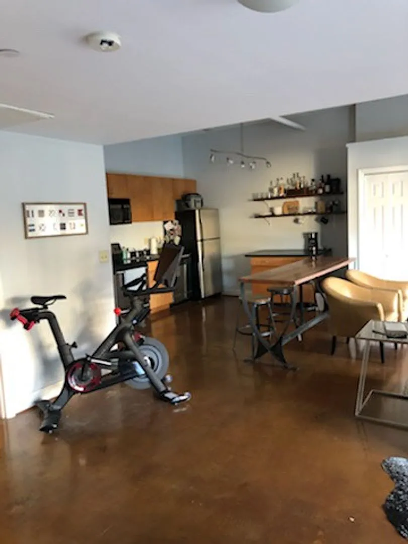715 N Church Street #212 — Photo 3