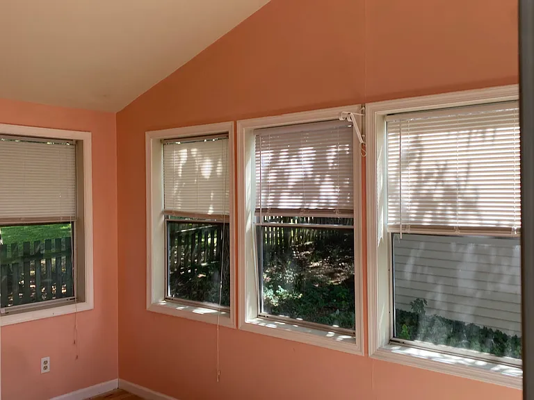 41 Laurel St — Photo 6
