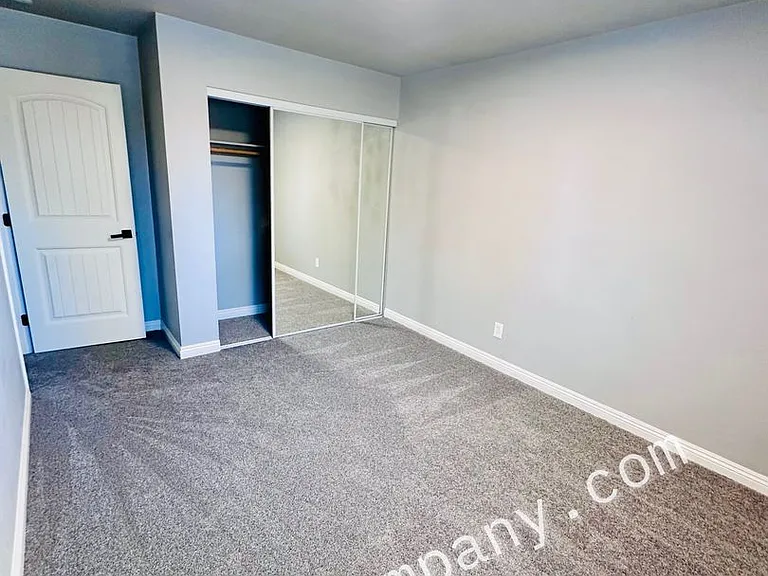 1564 Cavern Point Ct — Photo 29