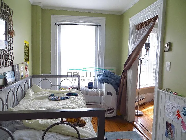 13 Concord Sq #3 — Photo 11