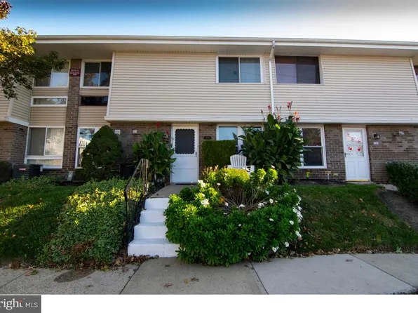 3850 Woodhaven Rd Unit 1011, Philadelphia, PA 19154