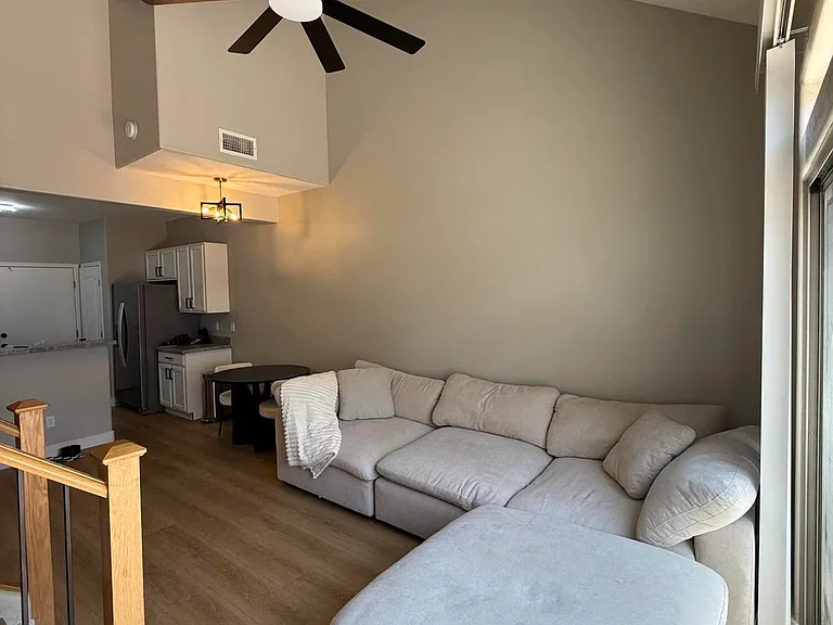 1015 S Val Vista Dr #8 — Photo 14