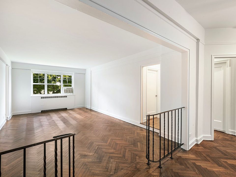 1st image of 160 Cabrini Blvd APT 1