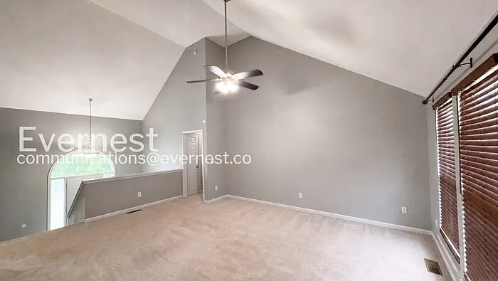 2217 Magnolia Dr — Photo 5