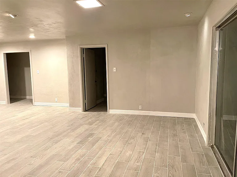 5131 Indigo St — Photo 9
