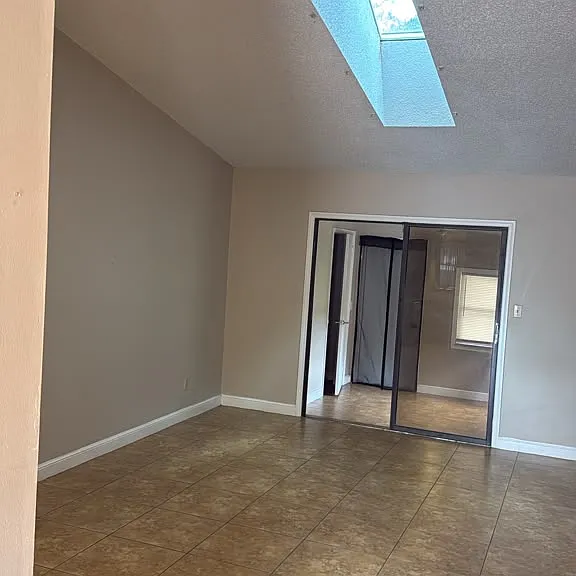 3348 Howell Branch Rd — Photo 2