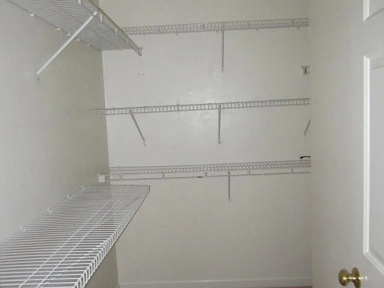 Master Walk In Closet
