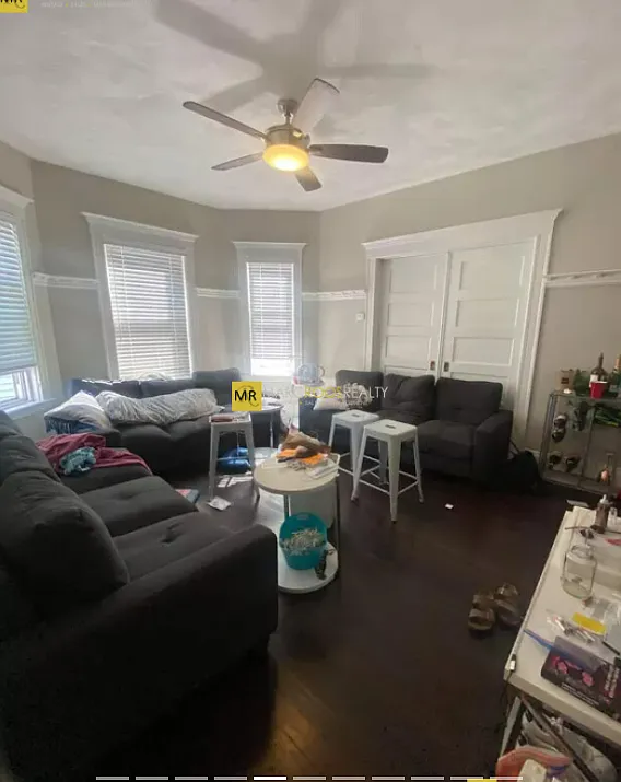 4 bed, 9999 sqft, $6,000 — Photo 2
